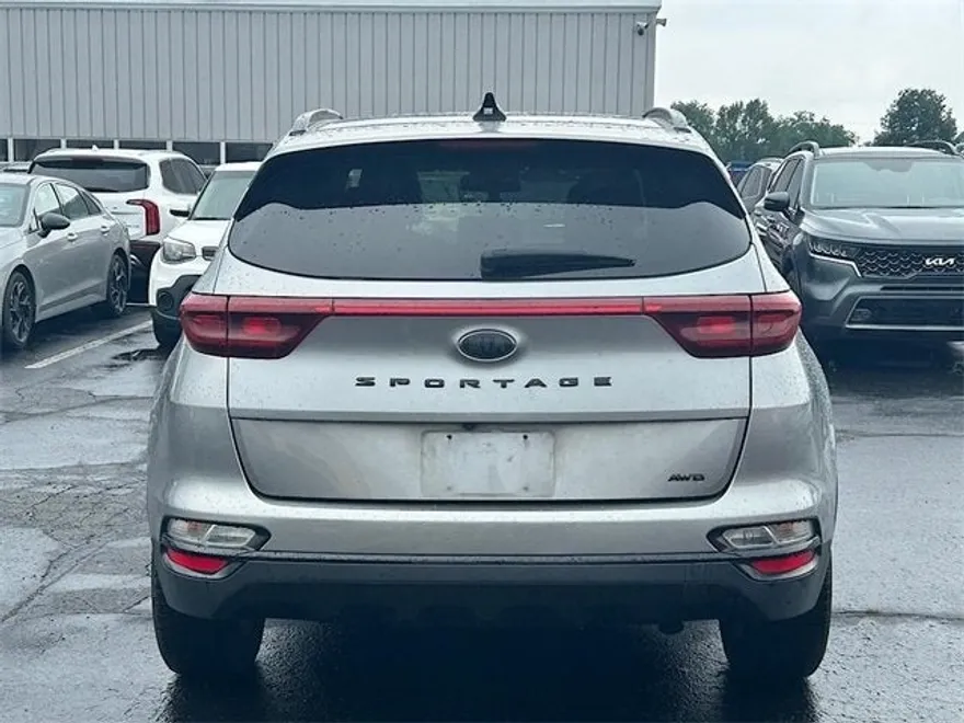 2021 Kia Sportage S photo 1