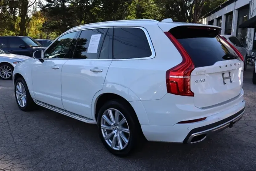 2016 Volvo XC90 T6 Inscription photo 1