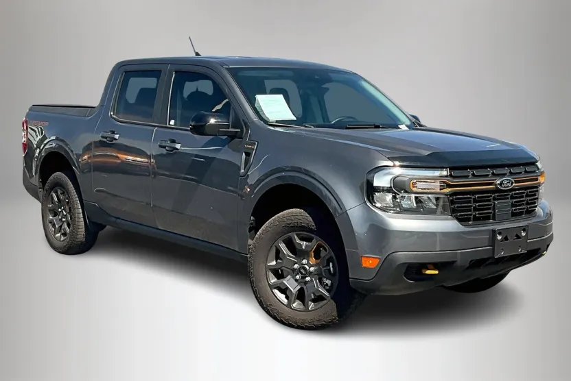 2024 Ford Maverick Lariat Tremor photo 1