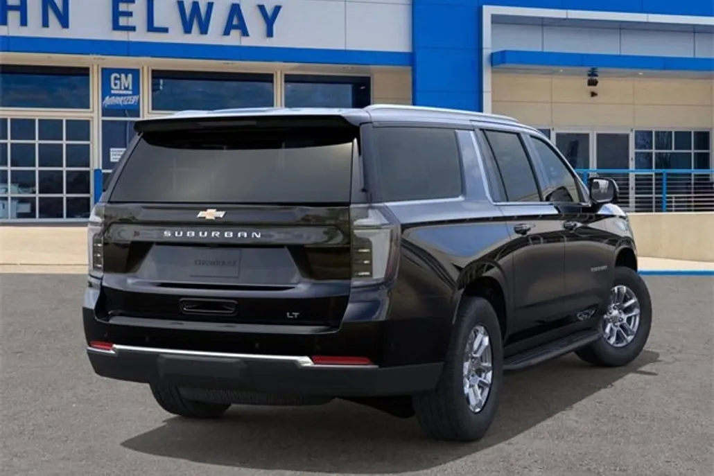 2026 Chevrolet Suburban LT photo 1
