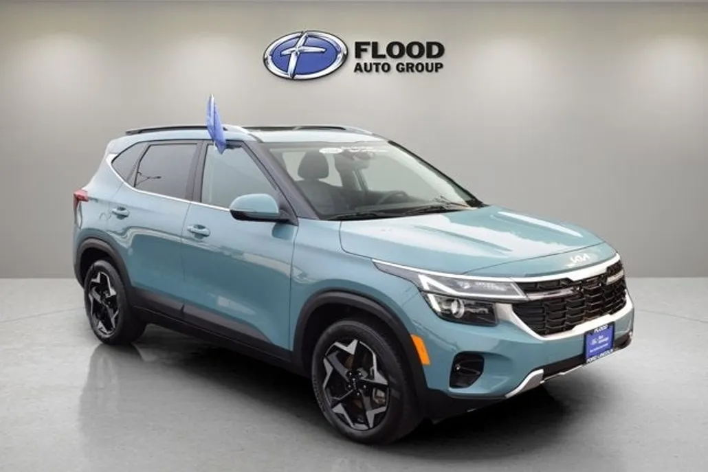 2024 Kia Seltos EX photo 1