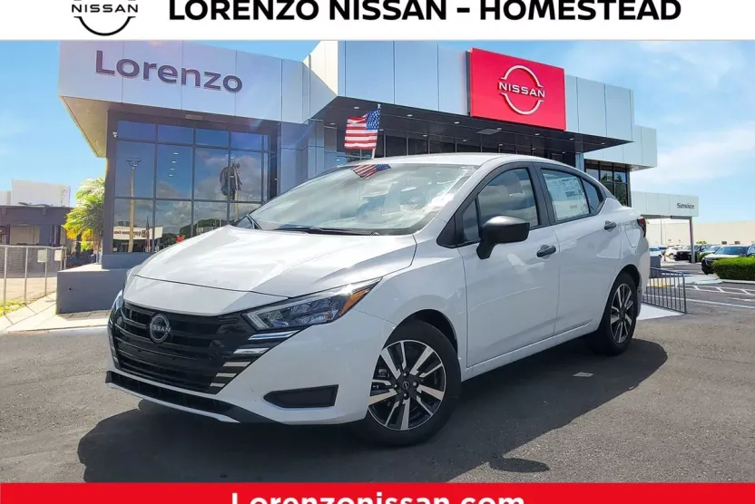 2025 Nissan Versa S photo 1