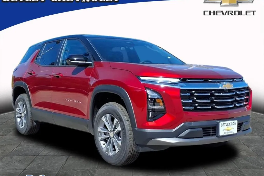 2026 Chevrolet Equinox LT photo 1