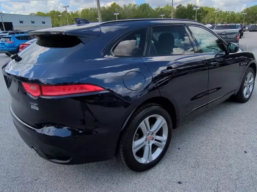 2019 Jaguar F-PACE R-Sport photo 1
