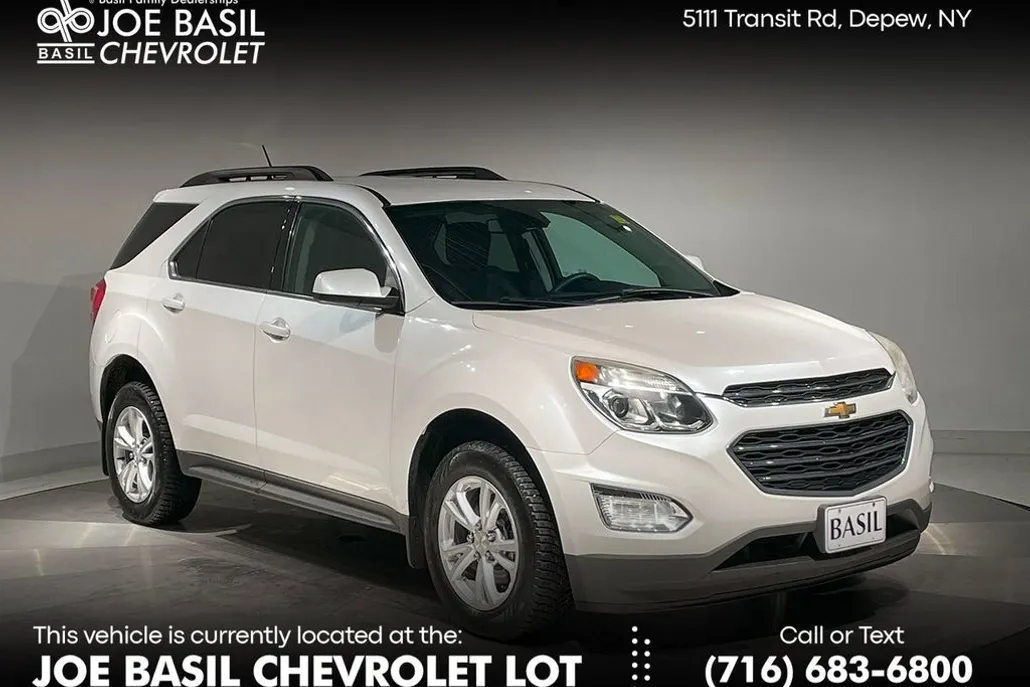 2017 Chevrolet Equinox LT photo 1