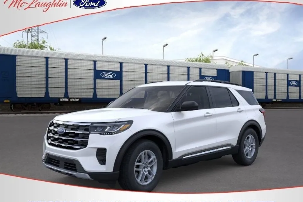 2025 Ford Explorer photo 1