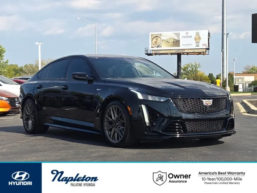 2022 Cadillac CT5 V photo 1