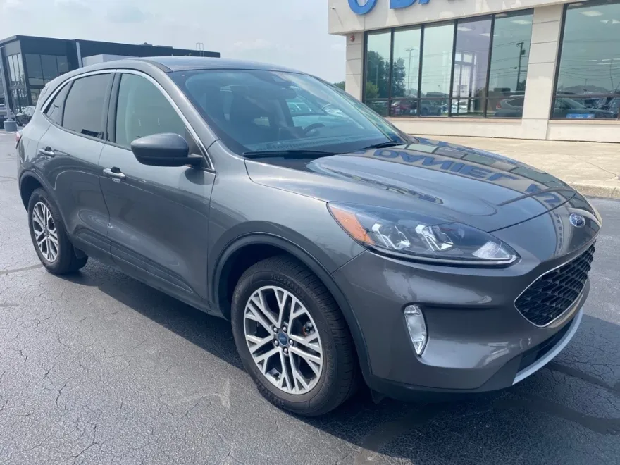 2022 Ford Escape SEL photo 1