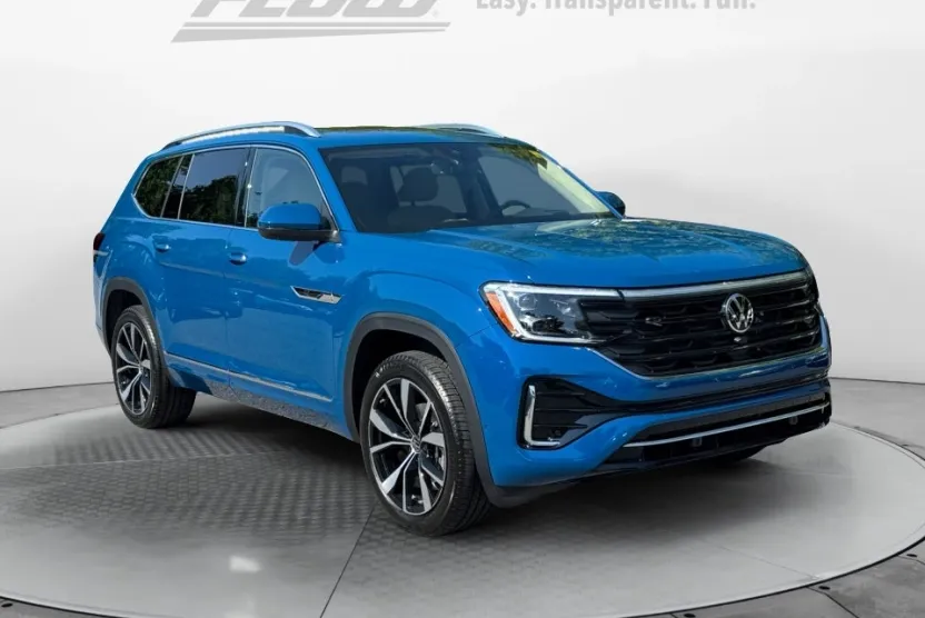 2025 Volkswagen Atlas SEL Premium R-Line photo 1