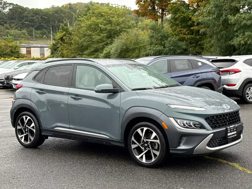 2022 Hyundai Kona Limited photo 1