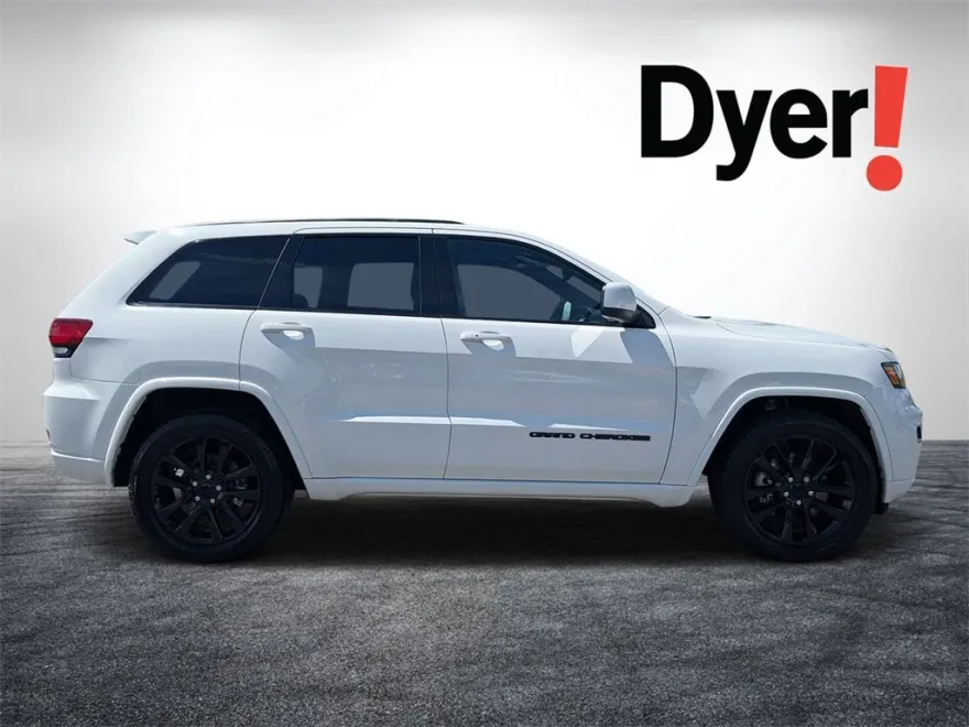 2021 Jeep Grand Cherokee Laredo X photo 1