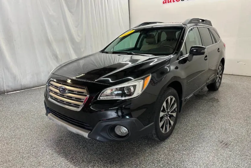 2017 Subaru Outback 2.5i Limited photo 1