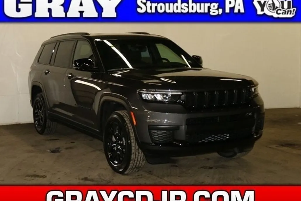2025 Jeep Grand Cherokee Altitude photo 1