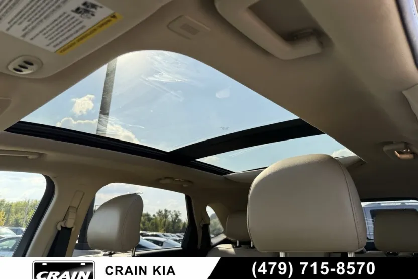 2019 Ford Edge SEL photo 1