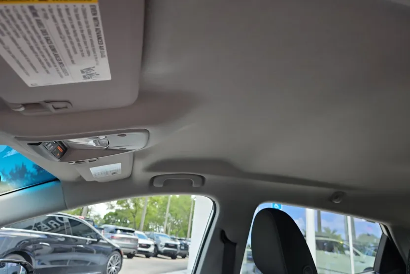 2023 Chevrolet Bolt EV 1LT photo 1