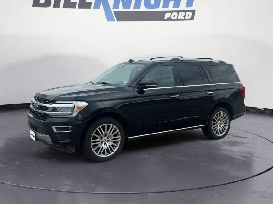 2022 Ford Expedition Limited photo 1