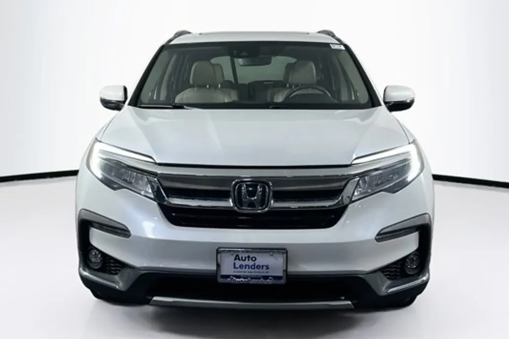 2021 Honda Pilot Touring photo 1