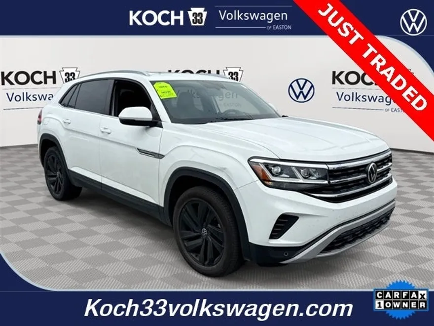 2022 Volkswagen Atlas Cross Sport V6 SE Technology photo 1