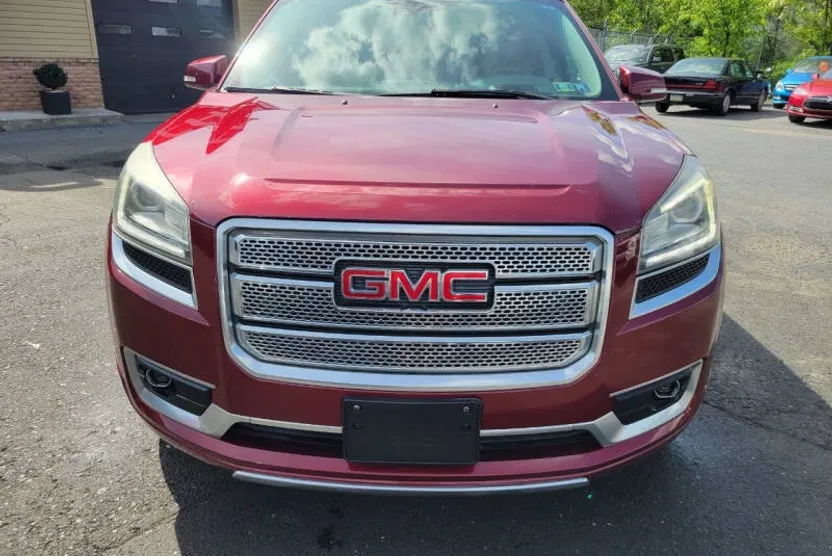 2016 Gmc Acadia Denali photo 1