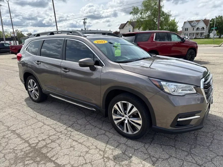 2021 Subaru Ascent Limited photo 1