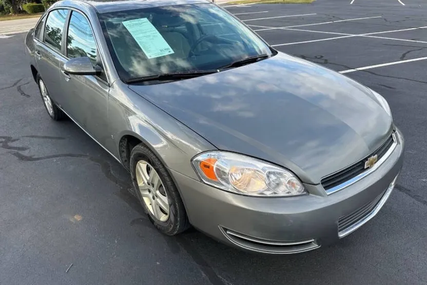 2008 Chevrolet Impala LS photo 1