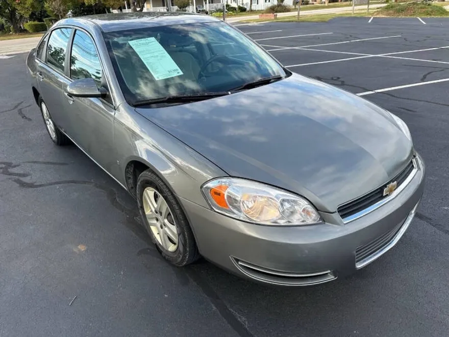 2008 Chevrolet Impala LS photo 1