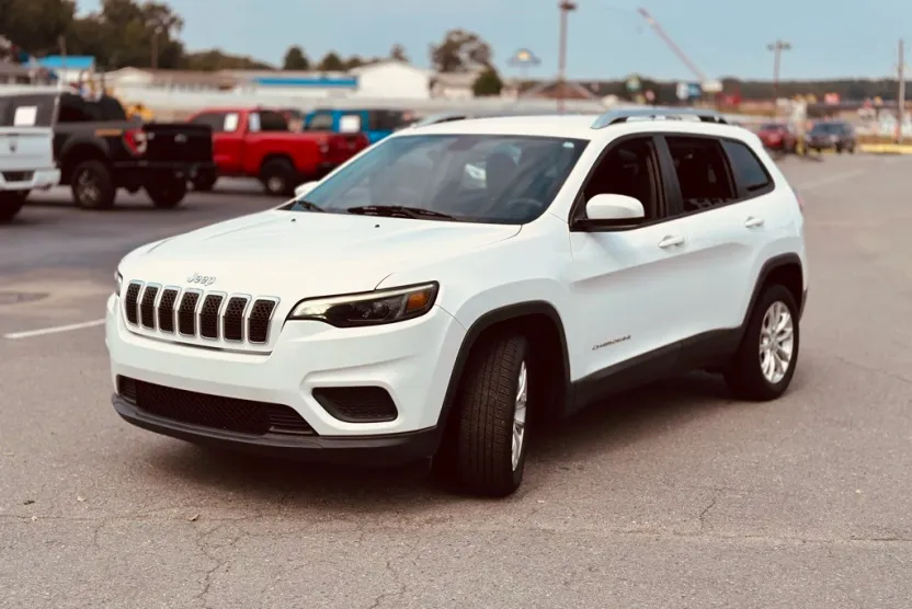 2020 Jeep Cherokee Latitude photo 1