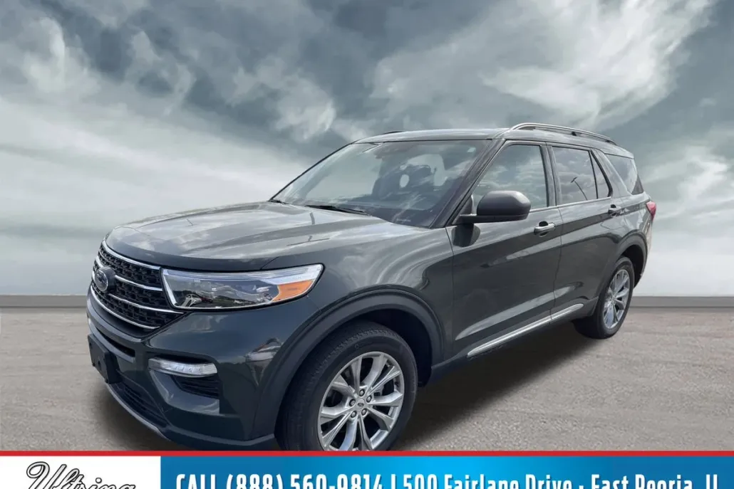 2022 Ford Explorer XLT photo 1