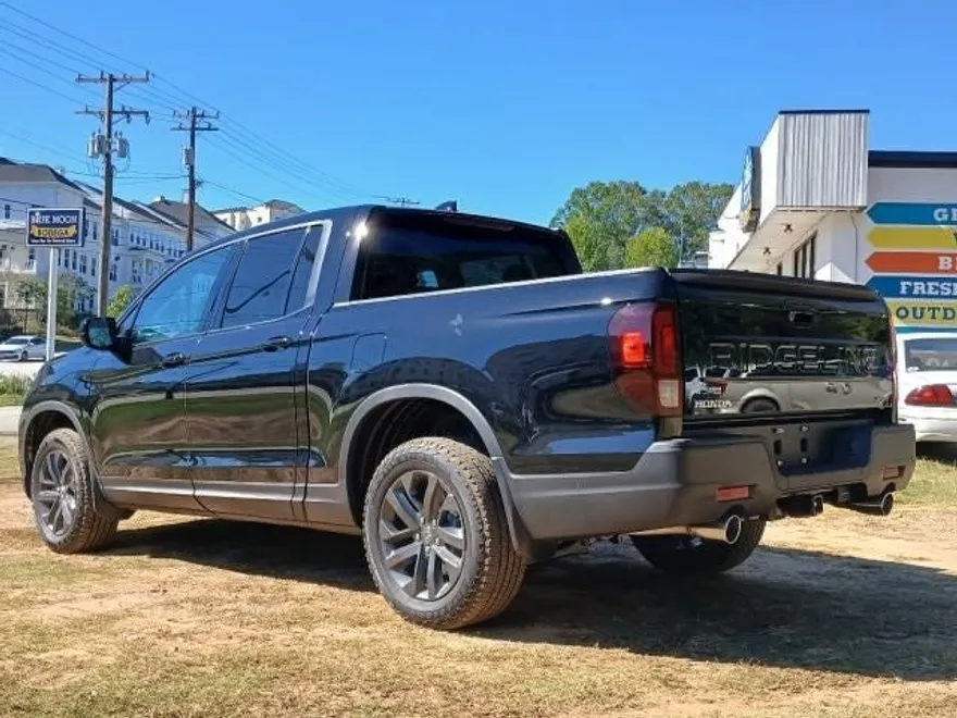 2025 Honda Ridgeline Sport photo 1