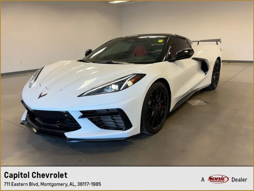 2025 Chevrolet Corvette Stingray 2LT Convertible photo 1