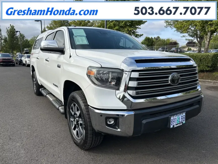 2018 Toyota Tundra CrewMax photo 1