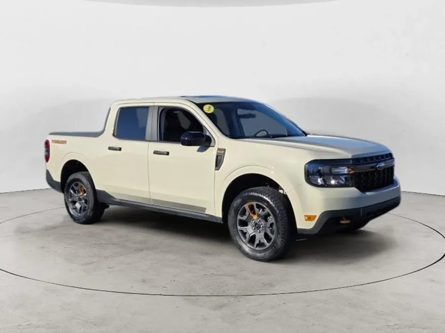 2024 Ford Maverick XLT Tremor photo 1