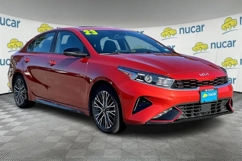 2023 Kia Forte GT-Line photo 1