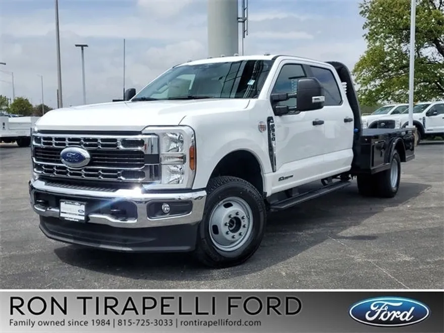 2025 Ford F-350 photo 1