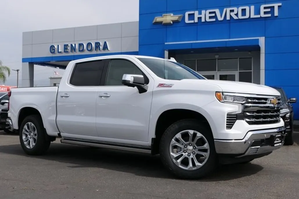 2025 Chevrolet Silverado 1500 LTZ photo 1