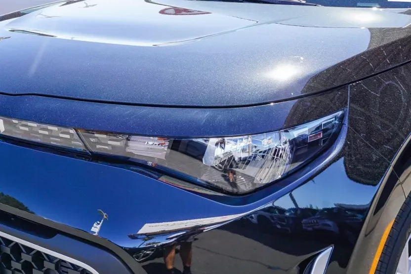 2025 Kia Soul LX photo 1