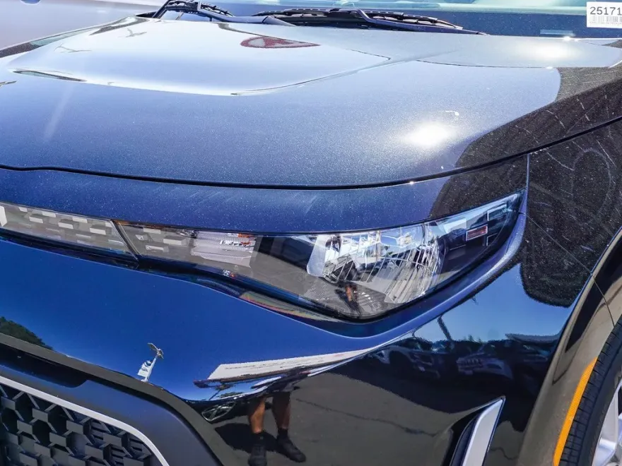 2025 Kia Soul LX photo 1