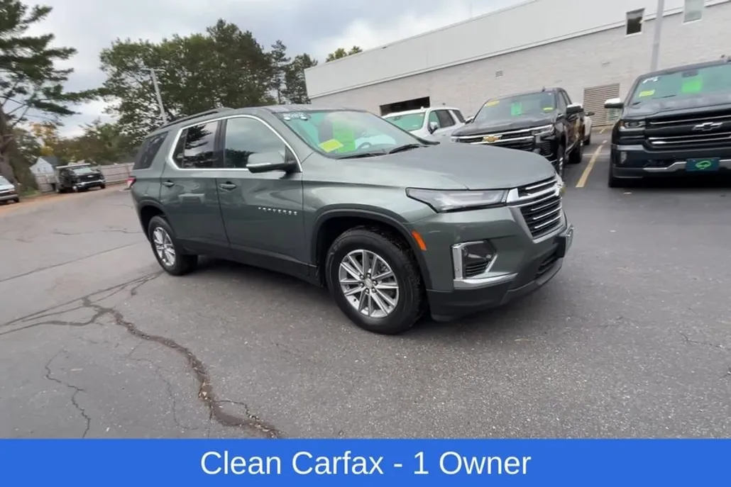 2023 Chevrolet Traverse Cloth photo 1
