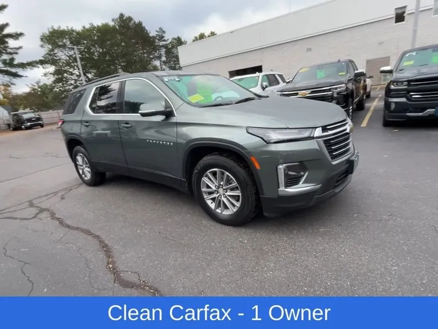 2023 Chevrolet Traverse Cloth photo 1