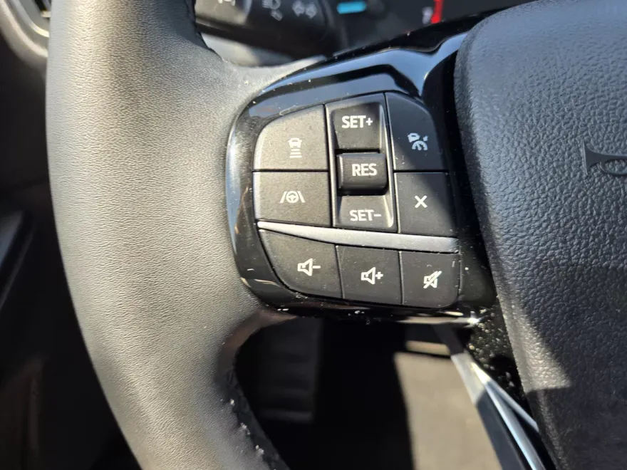 2022 Ford Escape SE photo 1