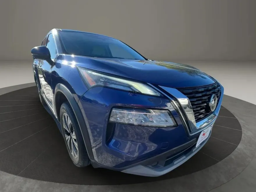 2021 Nissan Rogue SV photo 1
