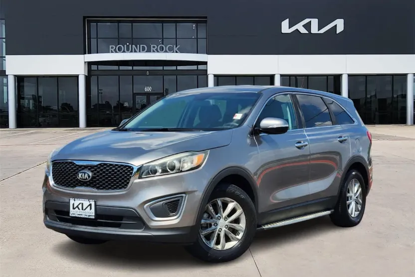 2016 Kia Sorento L photo 1