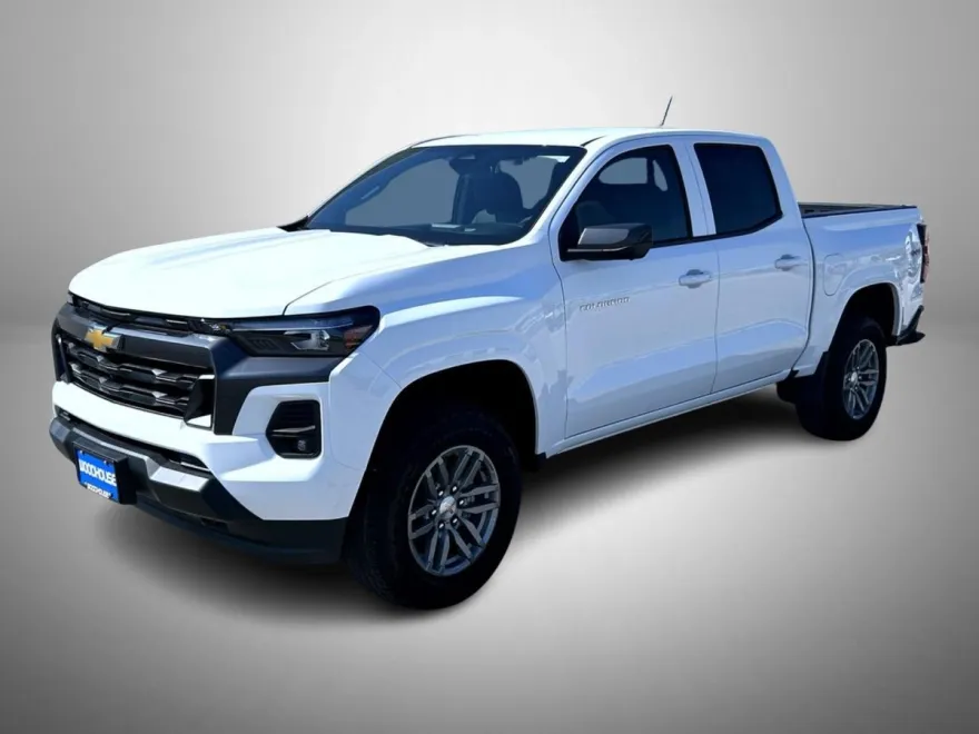2026 Chevrolet Colorado LT photo 1