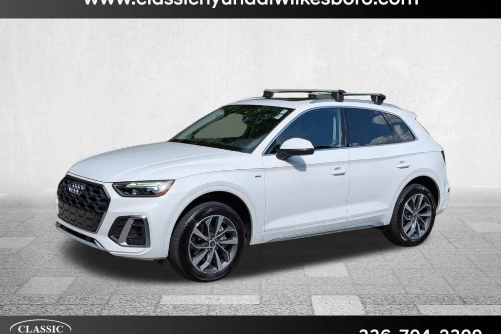 2024 Audi Q5 S line Premium Plus photo 1