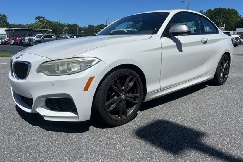 2016 Bmw M235i 2-Series photo 1