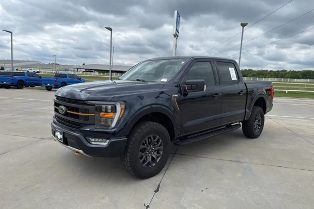 2023 Ford F-150 XL photo 1