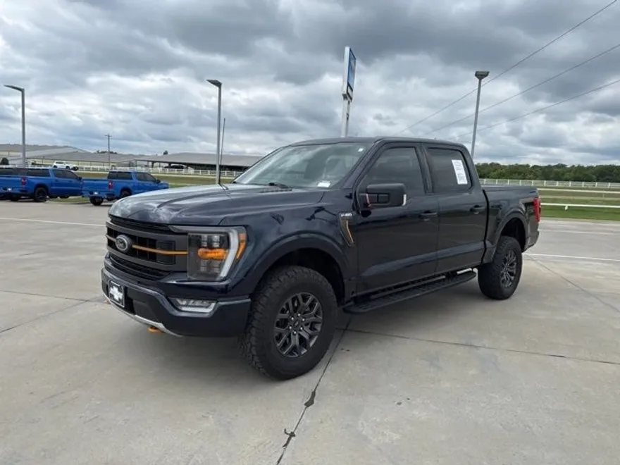 2023 Ford F-150 XL photo 1
