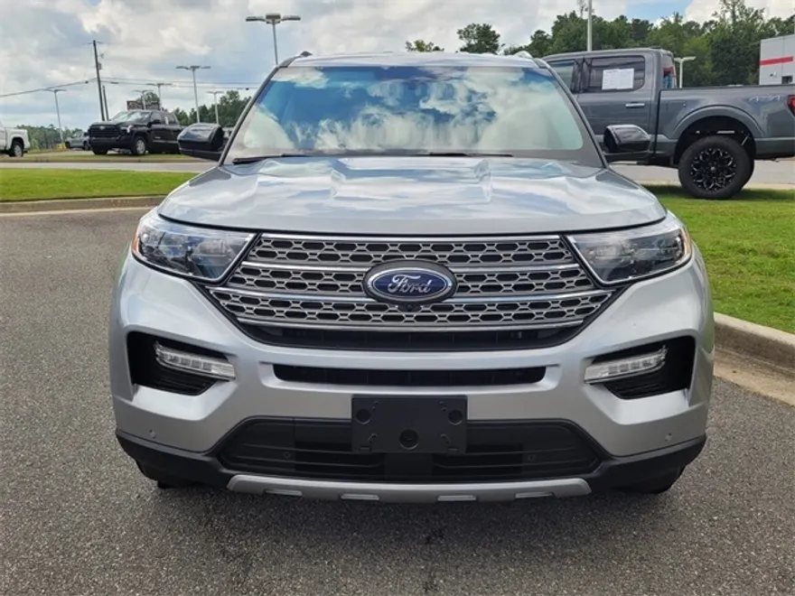2024 Ford Explorer Limited photo 1