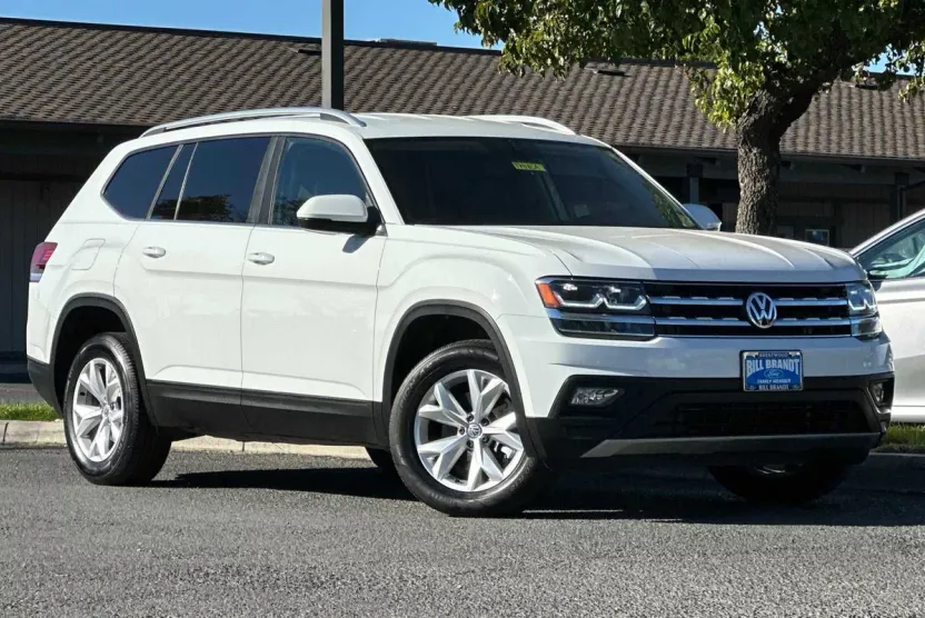 2019 Volkswagen Atlas SE photo 1
