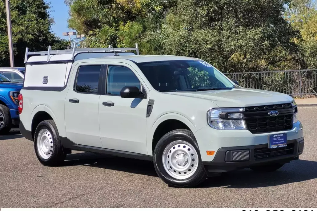 2024 Ford Maverick XL photo 1
